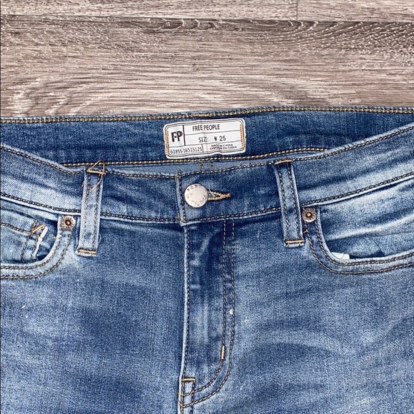 Jeans - Picture 2 of 2